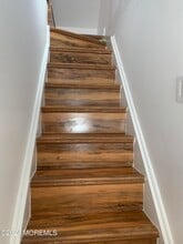 Building Photo - 706 2nd Ave