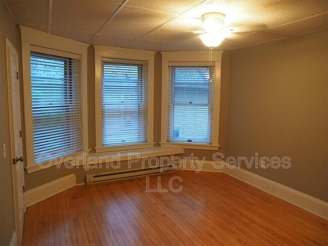 Building Photo - 90 N Winooski Ave