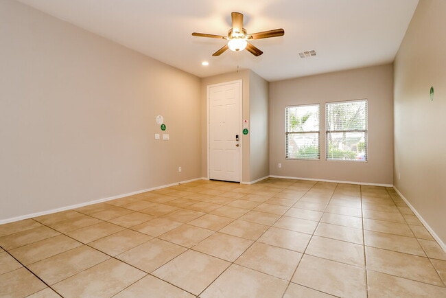 Foto del edificio - 6326 W Harwell Rd