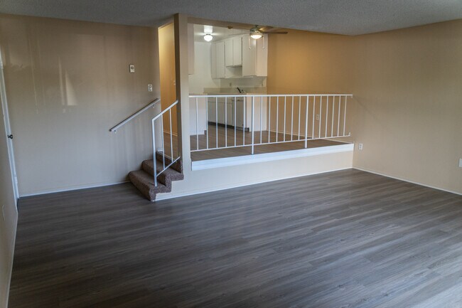 Building Photo - 1224 Agate St