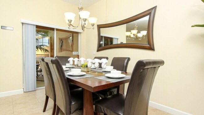 Building Photo - CAP8883