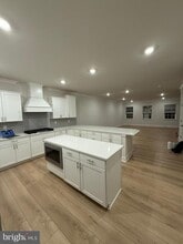 Building Photo - 251 Swing Arc Ct