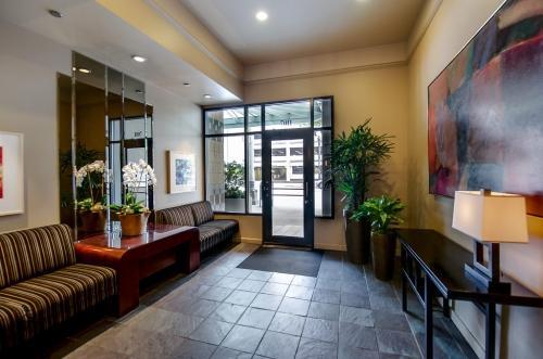 Building Photo - 1 bedroom in Seattle WA 98101