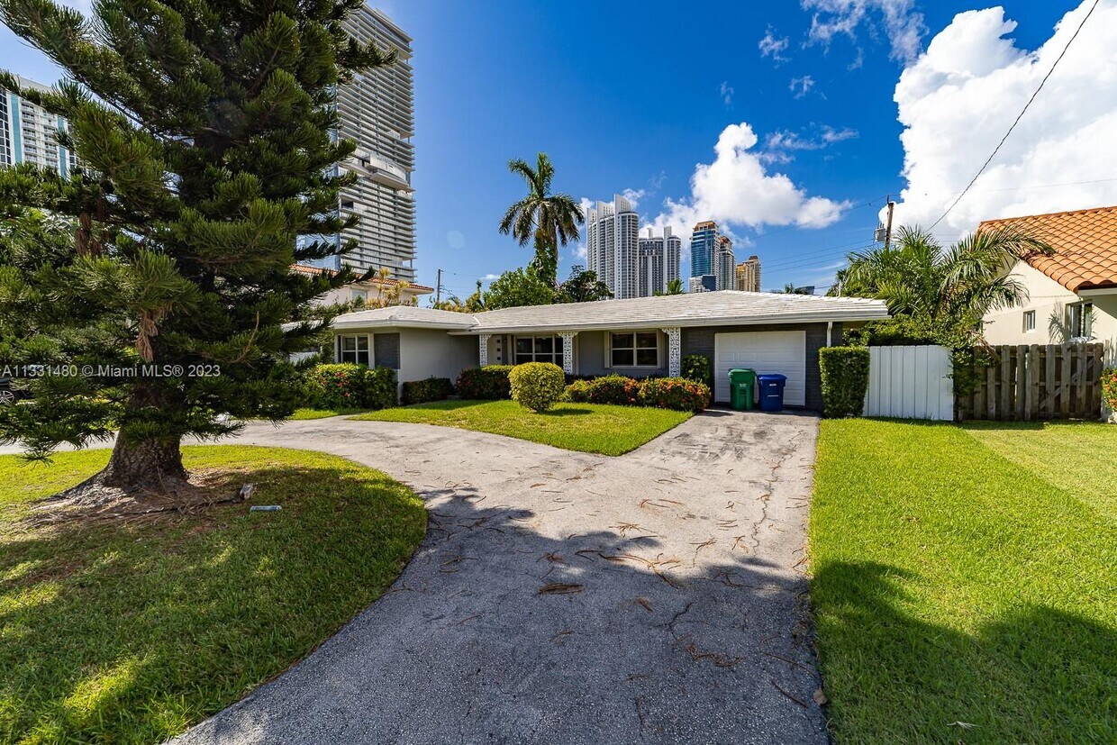 210 187th St, Sunny Isles Beach, FL 33160 House Rental in Sunny Isles