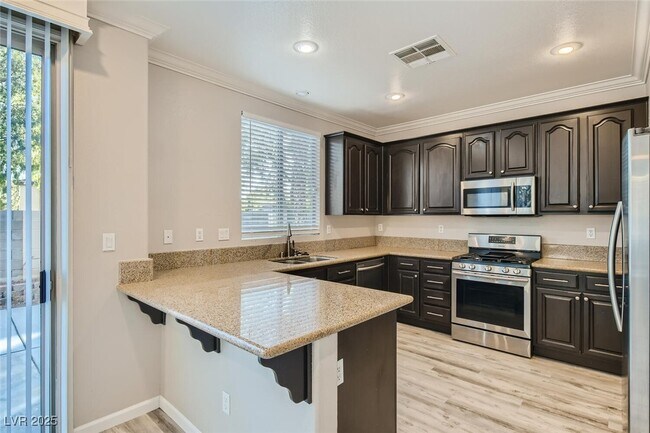 Building Photo - 5448 Pipers Stone St