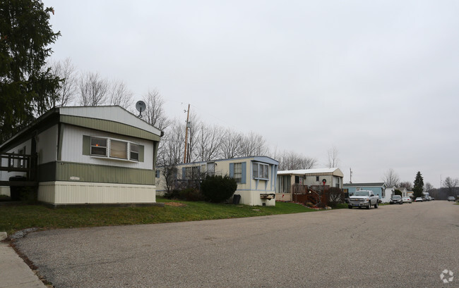 Building Photo - Evergreen Village