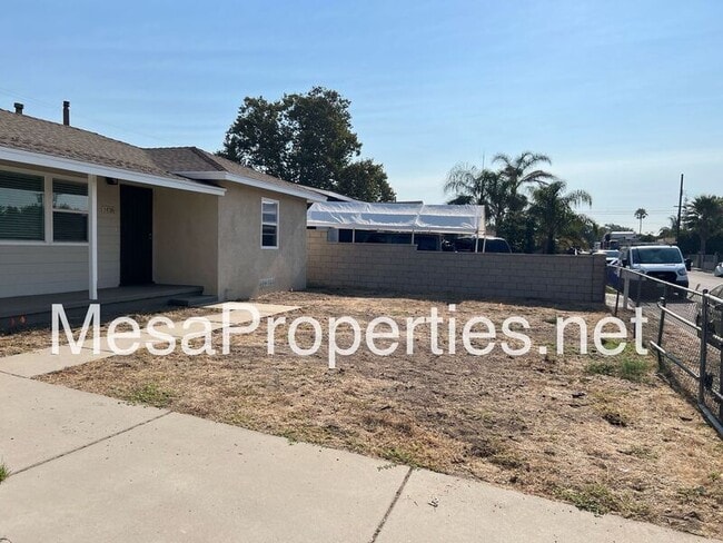 Foto del edificio - 14798 Ivy Ave