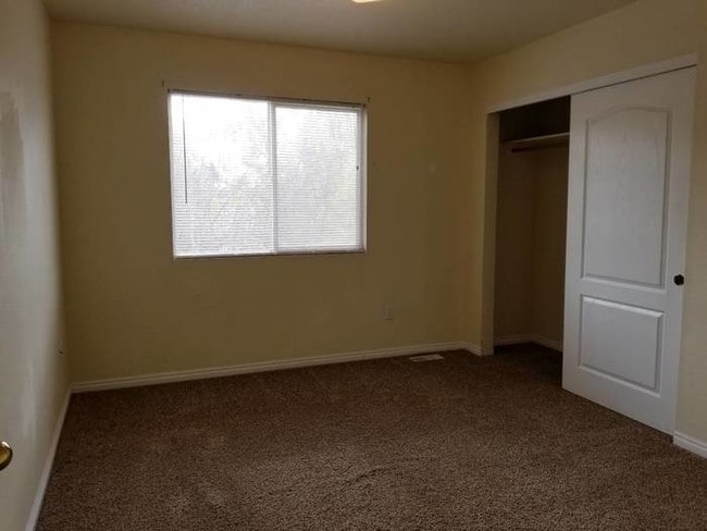 Building Photo - 143 N Midland Blvd