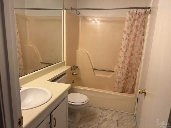 Foto del edificio - 7225 W Fairfield Dr