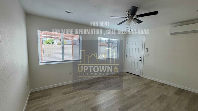 Building Photo - 8535 Bradwell Ave