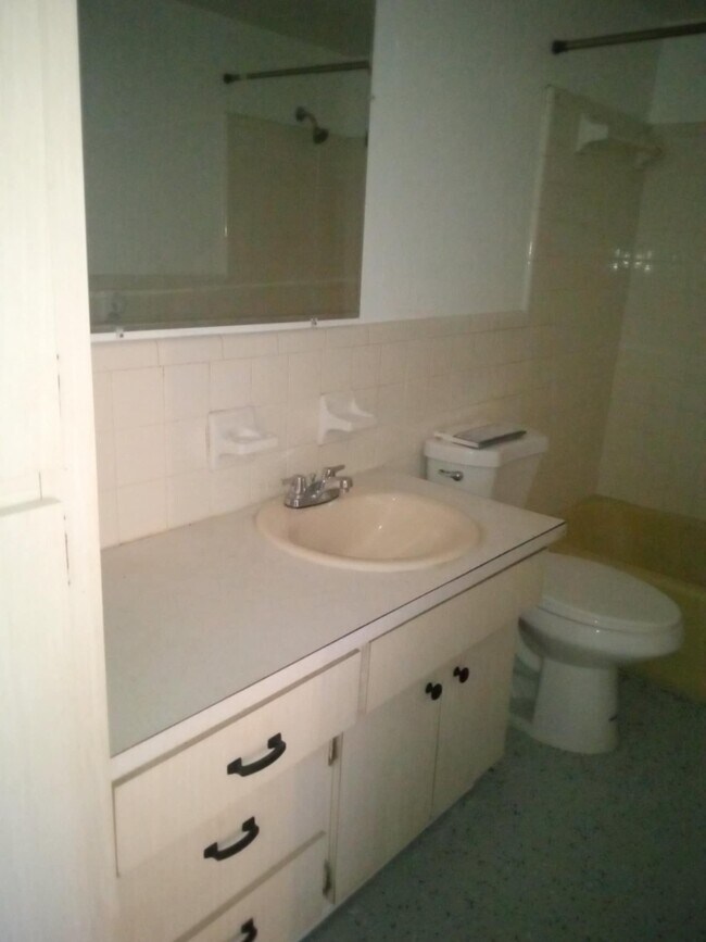 Foto del edificio - 521 Magnolia Ave