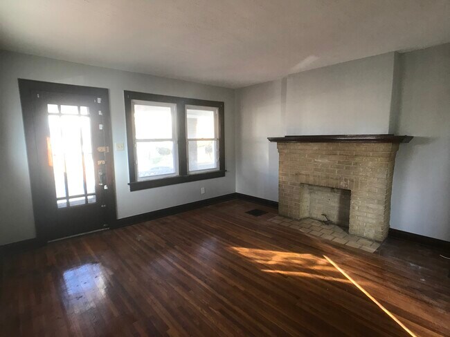 Foto del edificio - 255 Southwood Ave