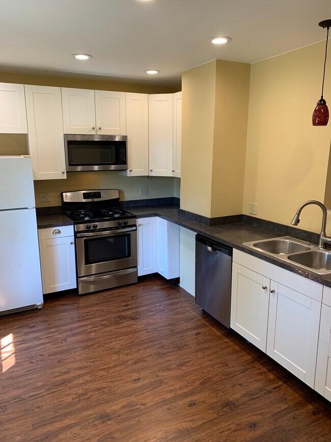 Foto del edificio - 297 Dewey St