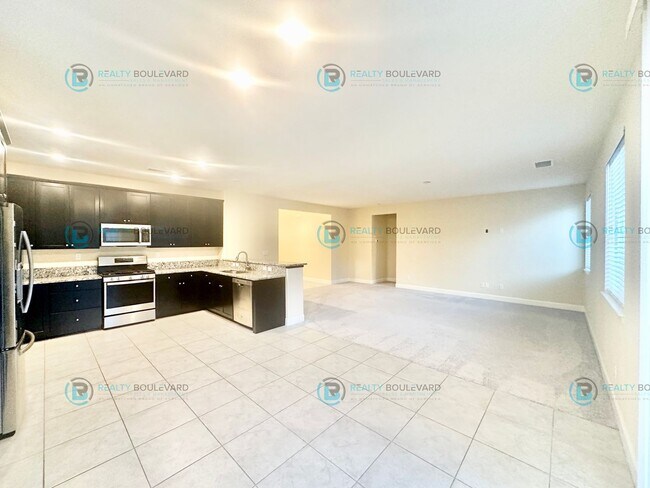 Foto del edificio - 2098 Bishop Pine St