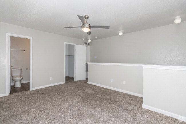 1 habitación, 1 baño - 722 pies cuadrados - Dormitorio - Huntington at Stonefield