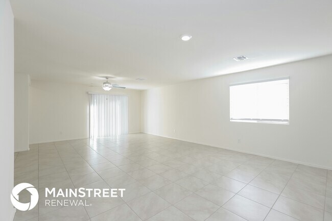 Foto del edificio - 25368 W Mahoney Ave