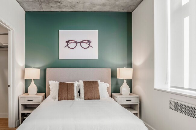 Foto del edificio - 6614 Blue Diamond Rd