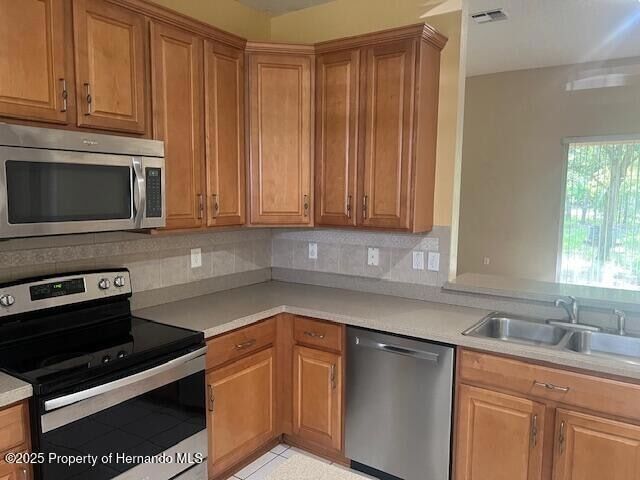 Foto del edificio - 13315 Haverhill Dr