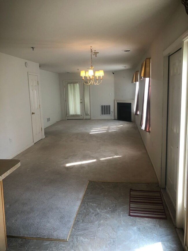 Building Photo - Beautiful Laurel Springs Home For Rent