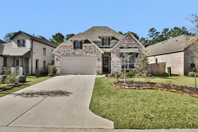 Building Photo - 256 Sky Top Dr