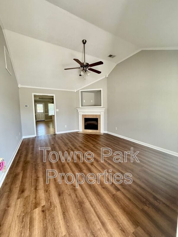 Building Photo - 822 Whispering Willow Ct