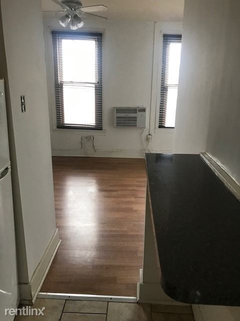 Building Photo - Studio, 1 bath Condo - 513 Kenilworth St 3...