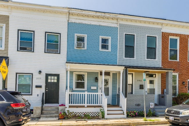 Building Photo - 2017 Gales St NE