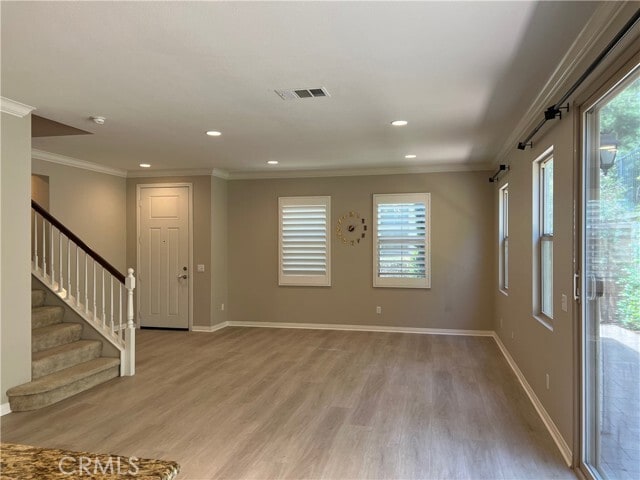 Building Photo - 55 Keepsake