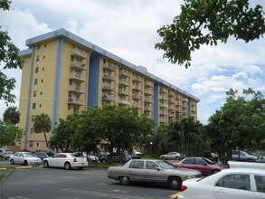 Building Photo - 4550 NW 9th St