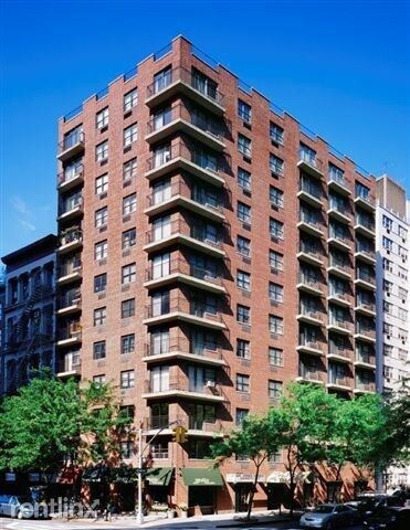 Primary Photo - 70 E 12th St
