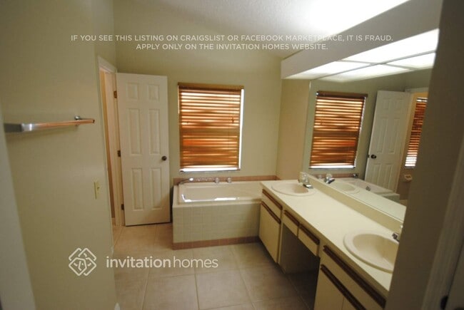 Foto del edificio - 3914 Meadowlark Ct