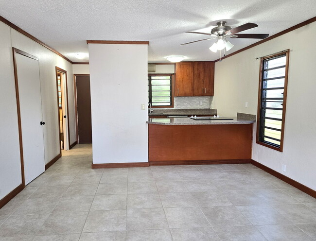 Foto del edificio - 2Br/1.5ba/2pkg Split Level Townhome - Pearlridge Aiea
