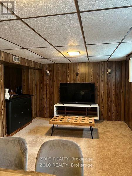 Photo du bâtiment - 346 Wenlock Ave