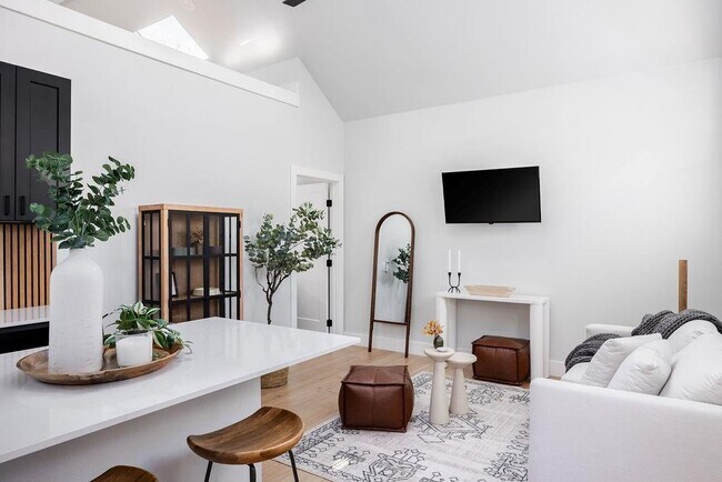 Foto del edificio - 1210 Brentwood St