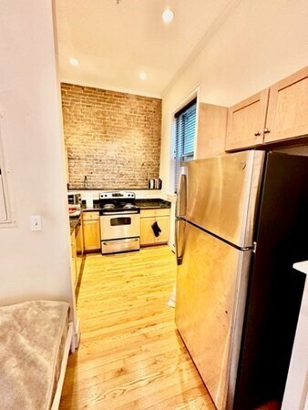 Foto del edificio - 428 Beacon St