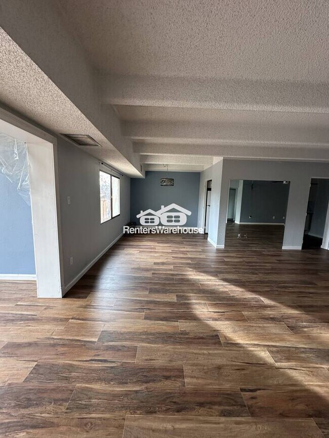 Foto del edificio - 7877 E Mississippi Ave