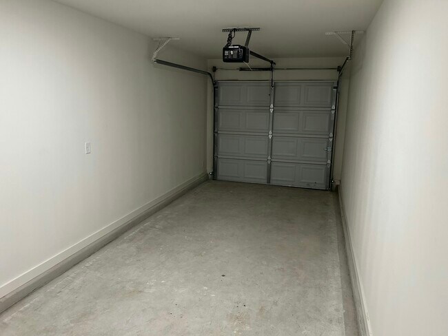 Foto del edificio - 317 S 66th E Ave
