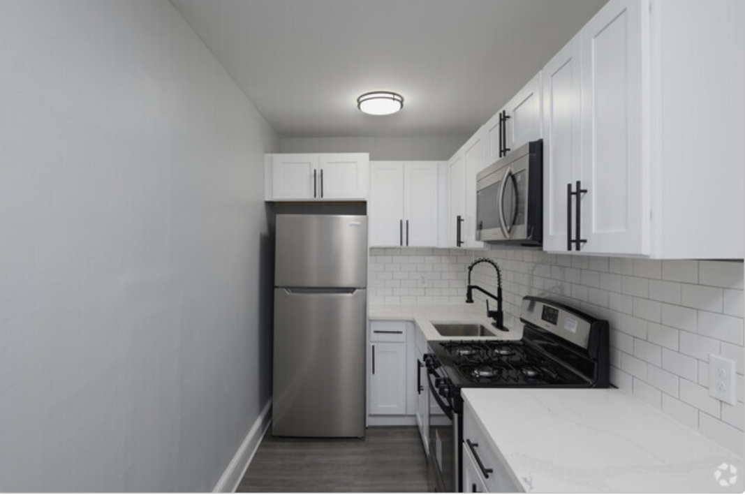 Foto principal - 234 W Walnut Ln