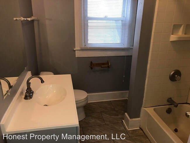 Foto del edificio - 3 br, 1 bath House - 521 North Rural St.