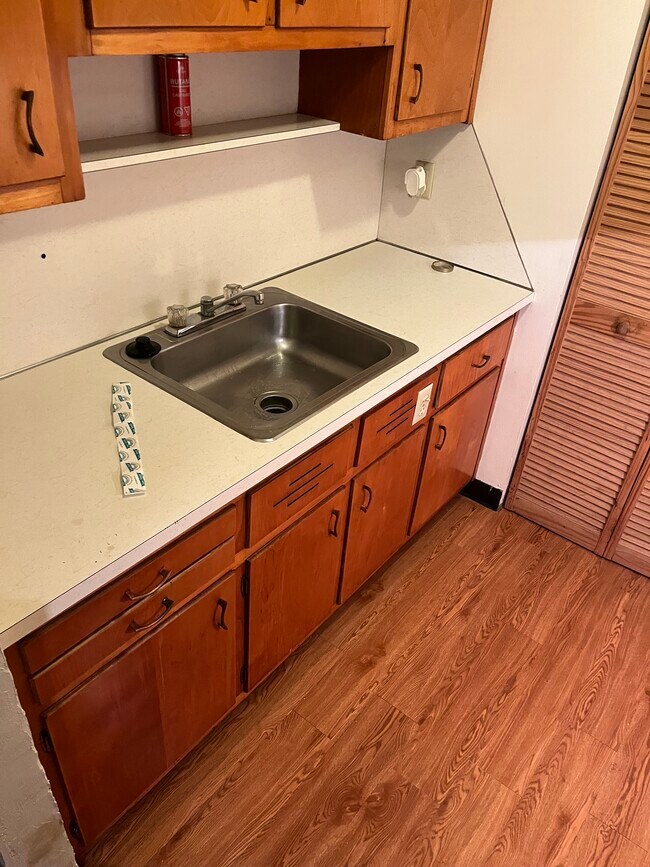 Building Photo - 27890 Center Ridge Rd