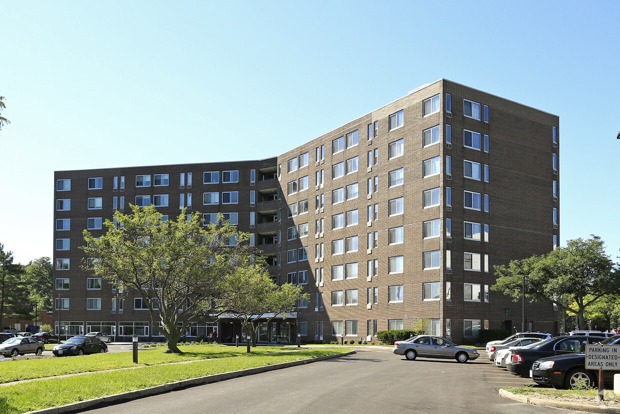 Front View of Building - Villa Serena Senior Apartments