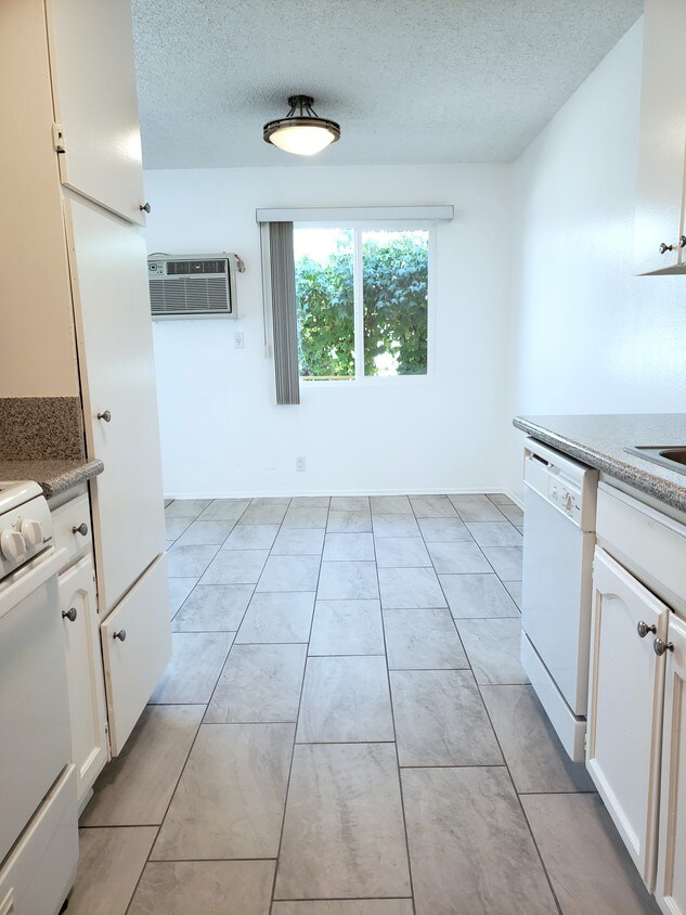 Foto principal - 1245 N Harvard Blvd