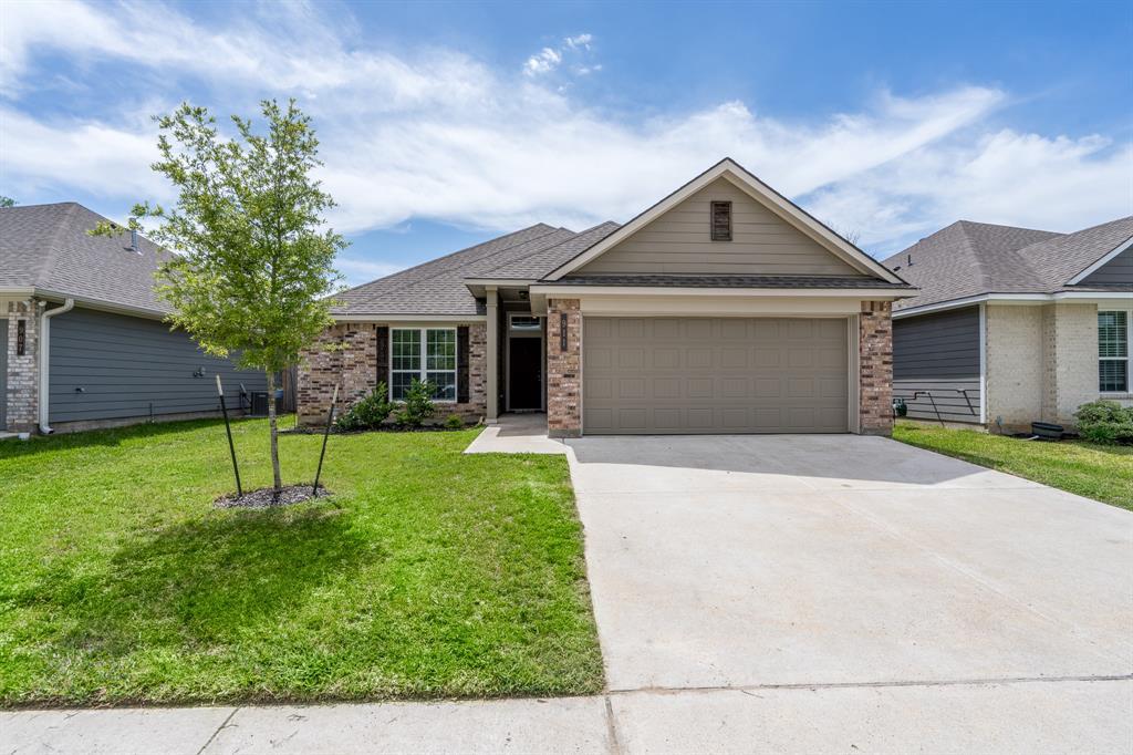 Foto principal - 911 Acorn Trail Pl