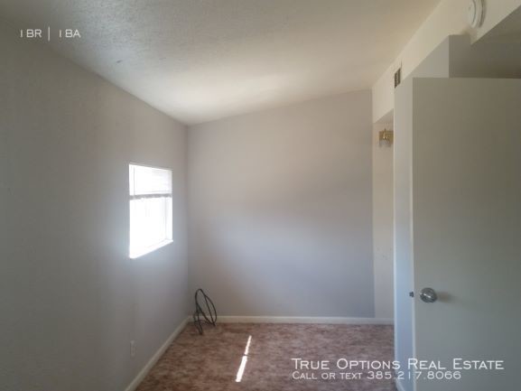 Building Photo - 222 S 300 E