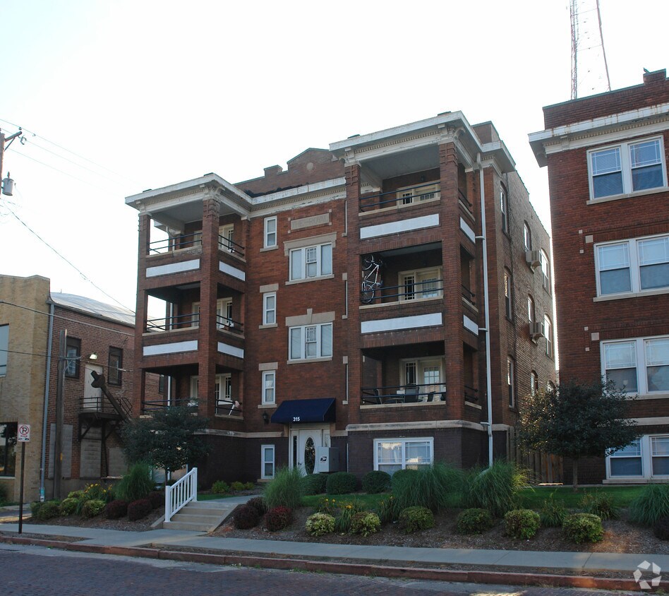 Primary Photo - 315 S 27th Ave