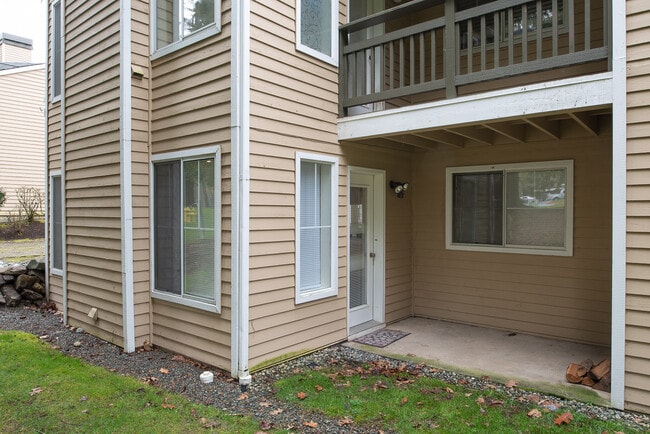 Building Photo - 5300 Harbour Pointe Blvd