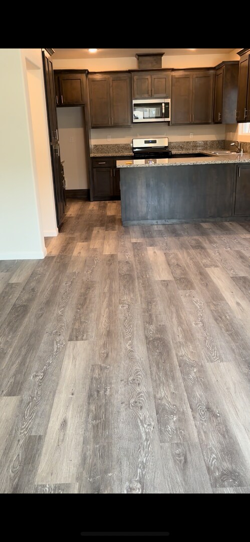 Foto del edificio - Turn Key!