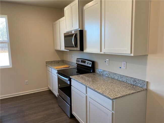 Foto del edificio - 38 Walnut Grv Wy