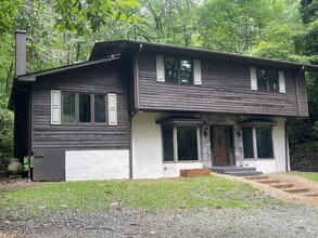 Building Photo - 2600 E Fork Rd