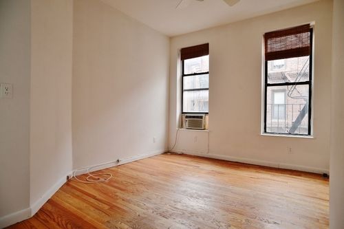 Building Photo - 357 W 54th St